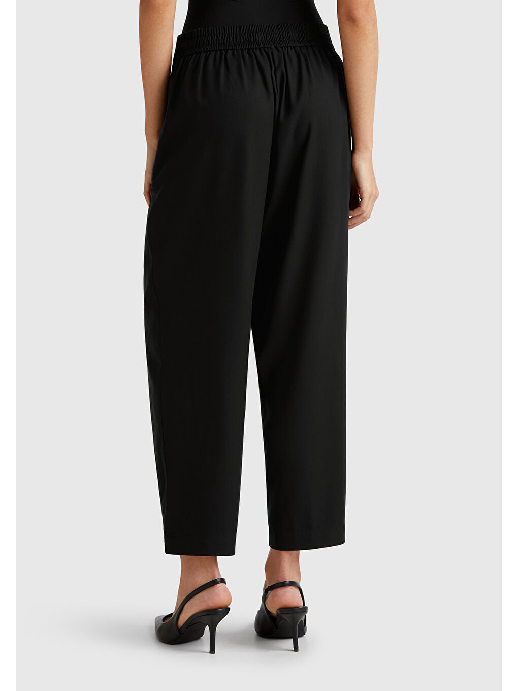 Kadın Siyah %100 Liyosel Beli Lastikli Balon Fit Pantolon-2