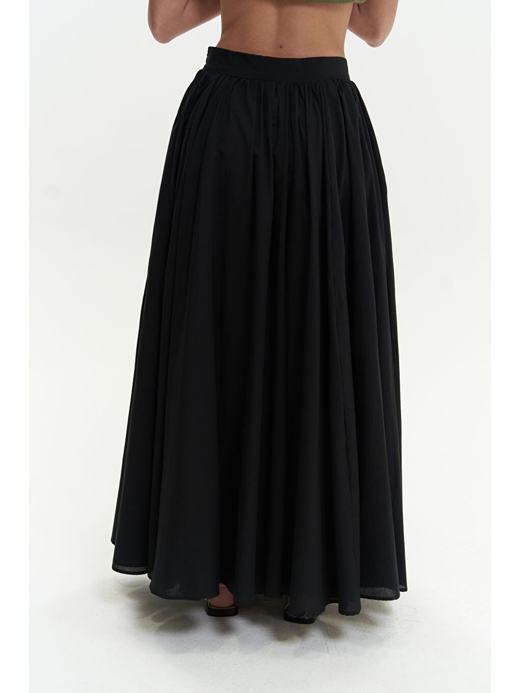 Faylinn Pileli Uzun Siyah Etek-5