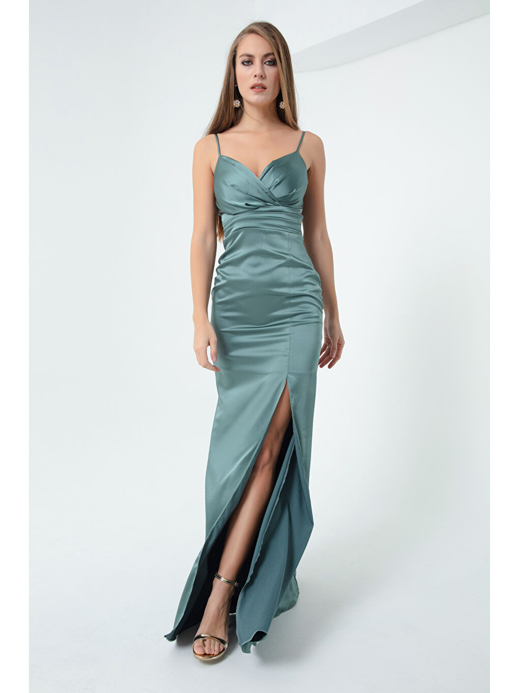 Mavi Kadın Firuze Askılı Yırtmaçlı Uzun Saten Abiye & Mezuniyet Elbisesi-1