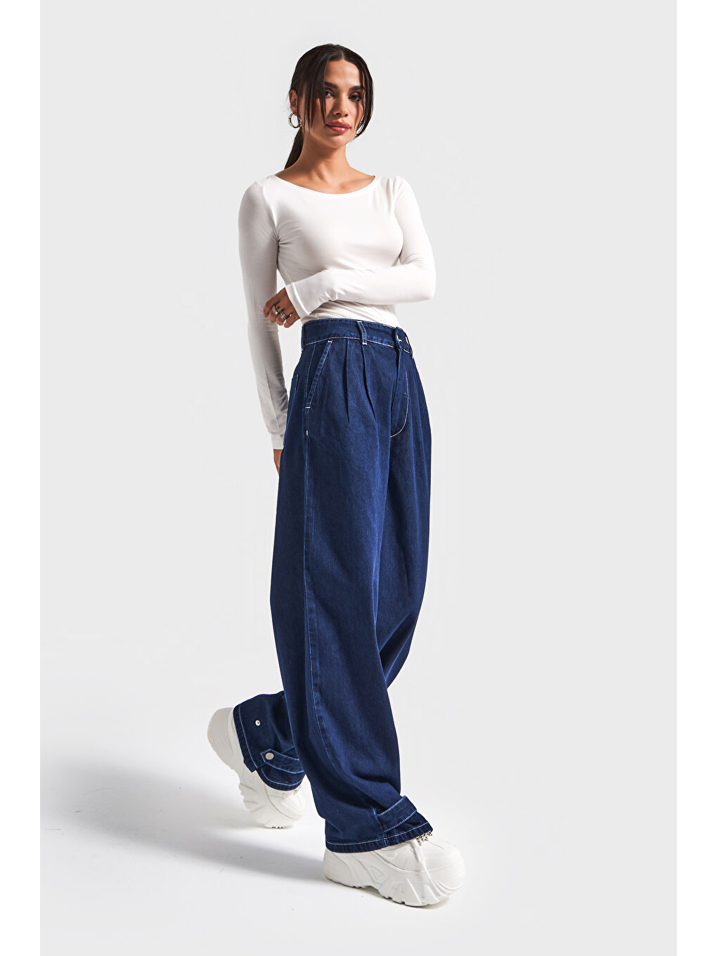 Kadın İndigo Renk 8w5-7 Yüksek Bel Wide Leg Bol Kesim Paça Detaylı Tasarım Denim Jean-4