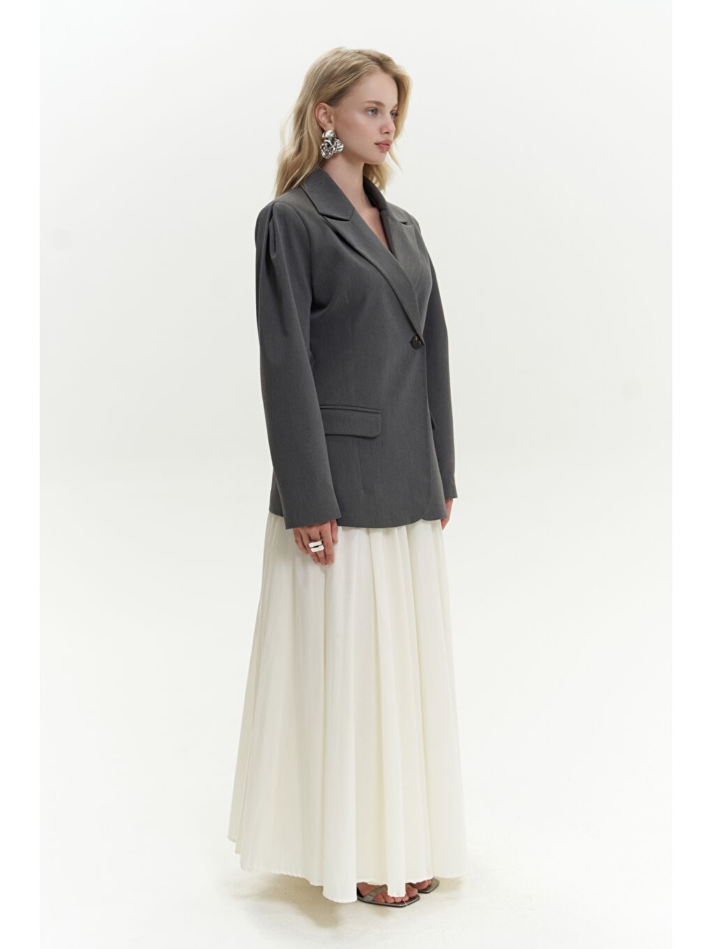 Gri Briella Belden Oturtmalı Füme Blazer-2