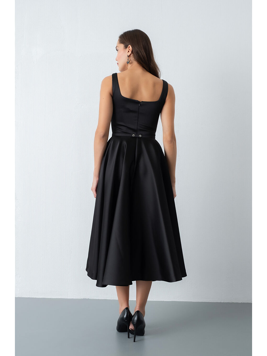 Kadın Siyah Kare Yaka Kemerli Midi Söz Nişan Elbisesi-4