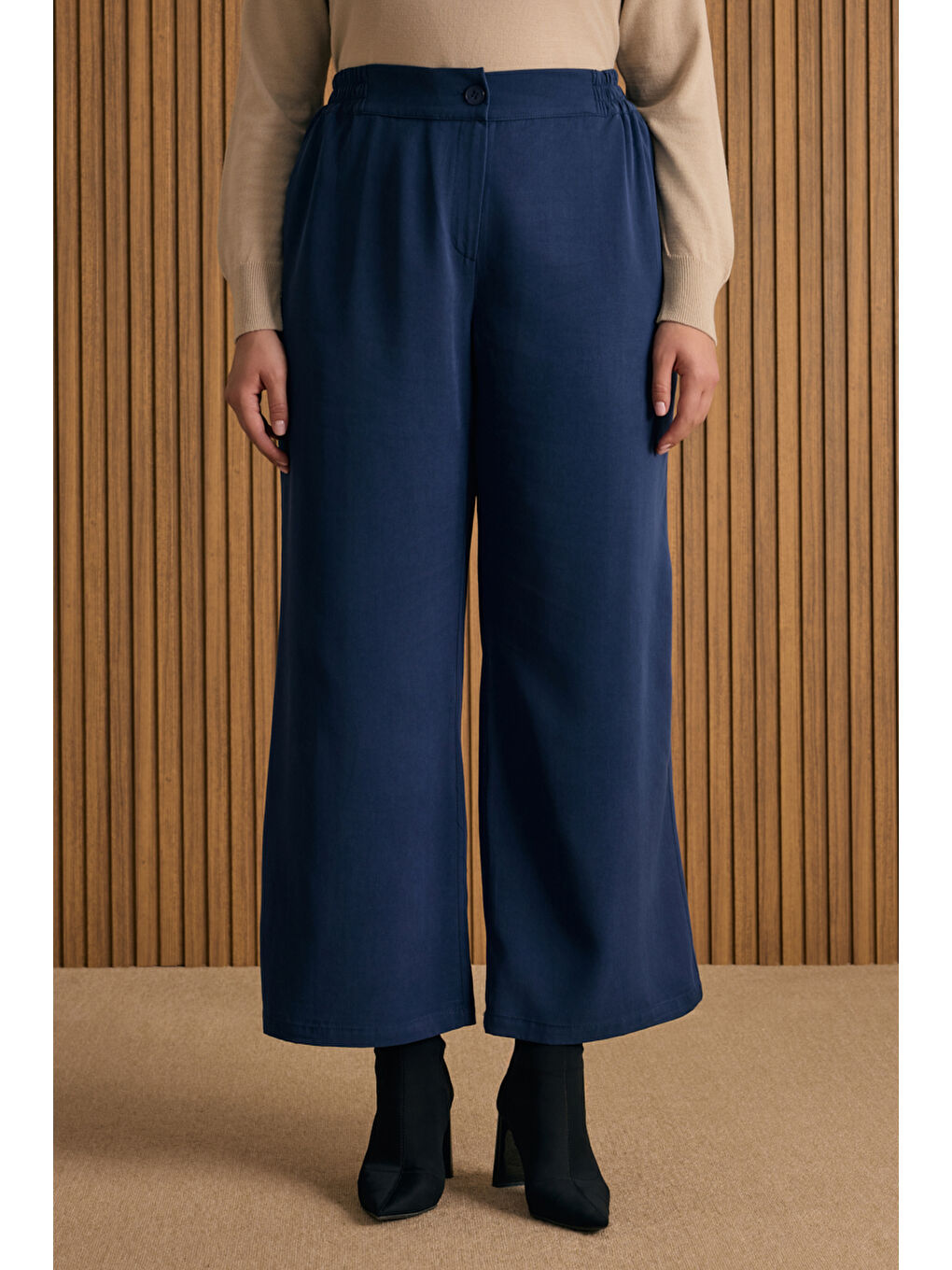 Lacivert Beli Lastik Detaylı Lyocell Pantolon Etek-1