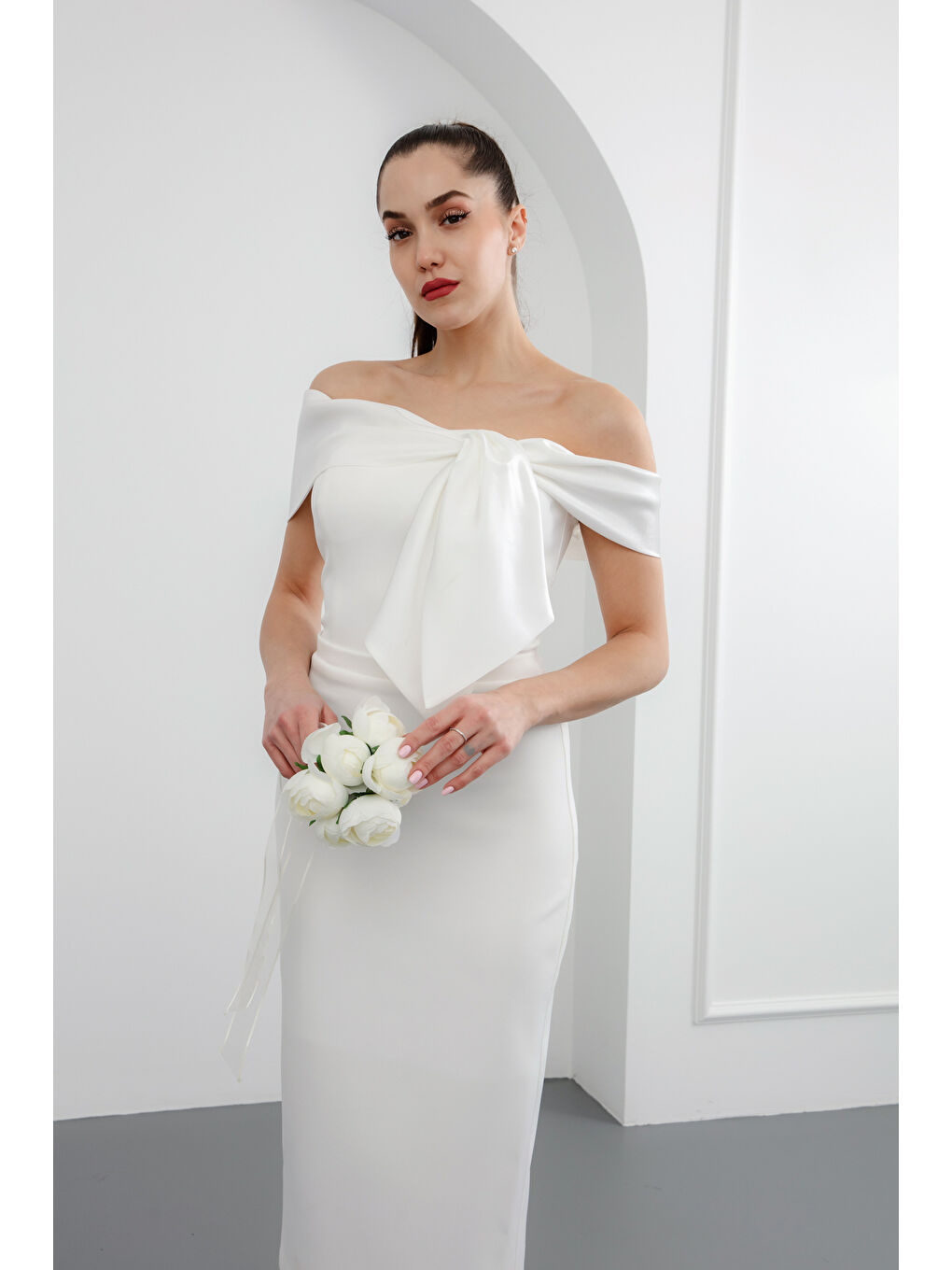 Kadın Beyaz Yaka Detaylı Söz Nişan Nikah Abiye Elbise-1