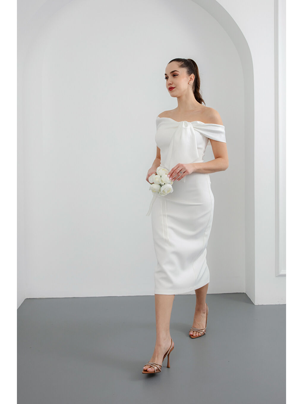 Kadın Beyaz Yaka Detaylı Söz Nişan Nikah Abiye Elbise-2