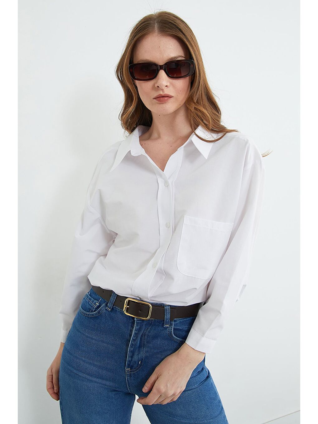 Beyaz Basic Tek Cepli Oversize Gömlek