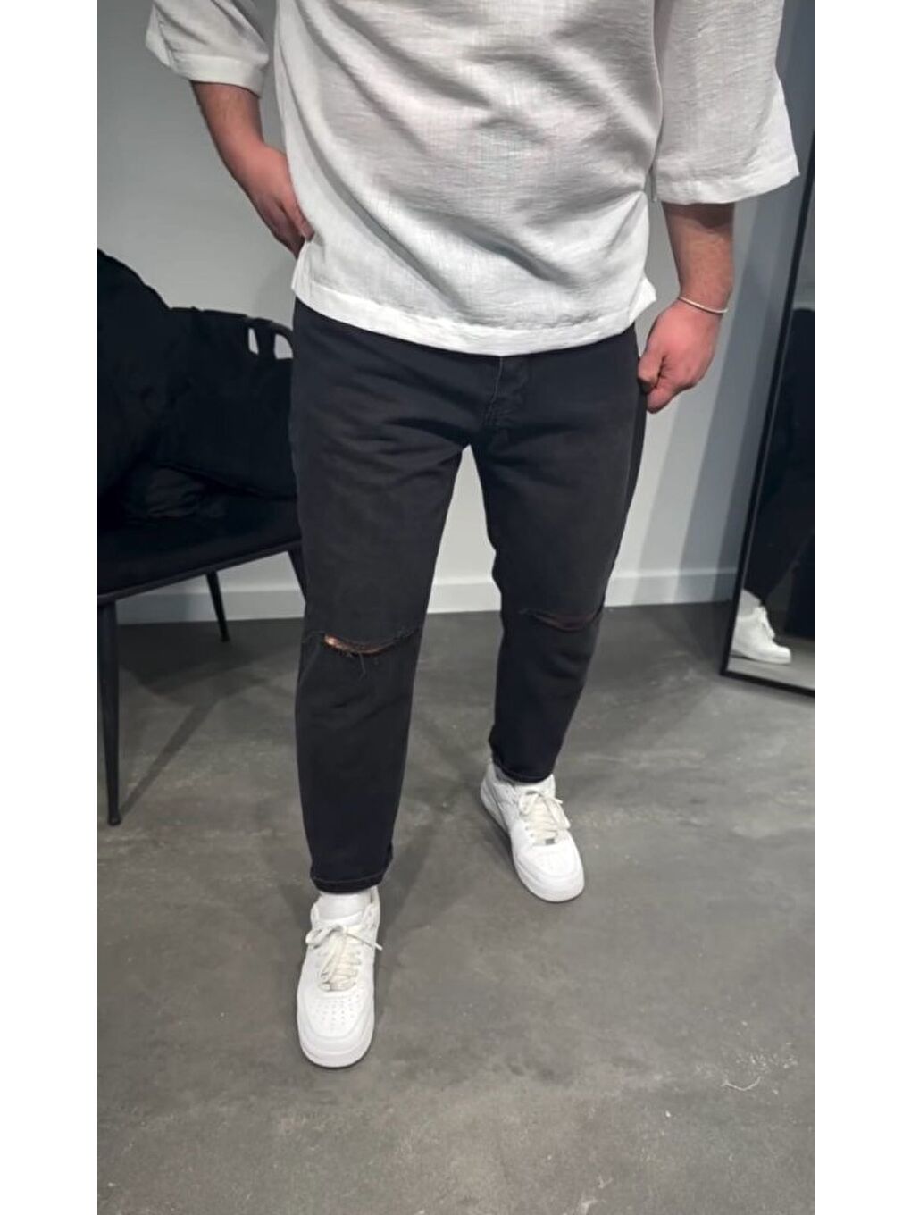 Erkek Siyah Dizi Yırtık Boyfriend Jean-2