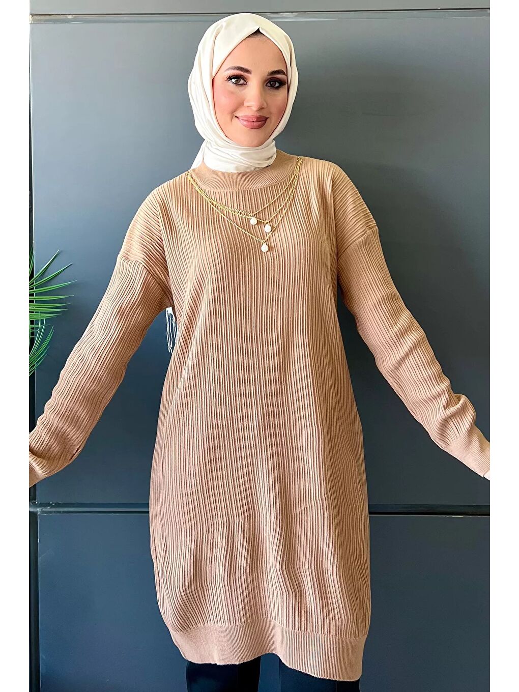 Ekru Kadın Bisiklet Yaka Aksesuar Detaylı Tesettür Triko Tunik-2