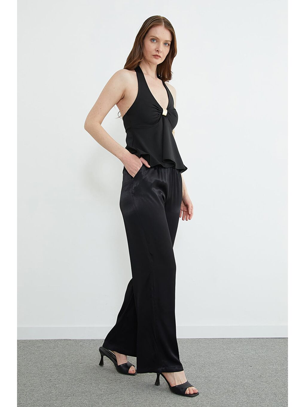 Siyah Beli Lastikli Cepli Palazzo Saten Pantolon-2