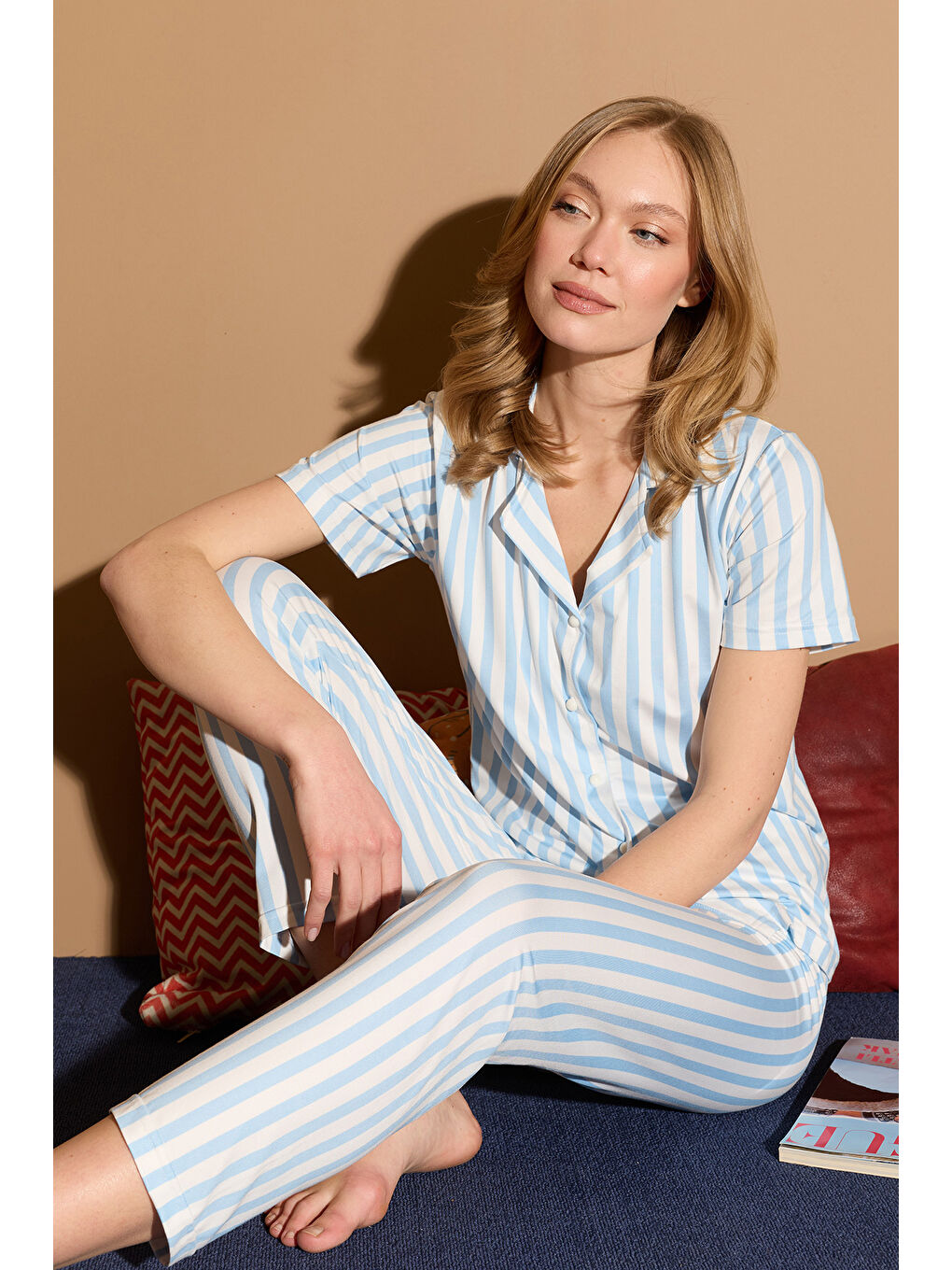 Mavi Çizgili Gömlek Yaka Düğmeli Pijama Takımı-3