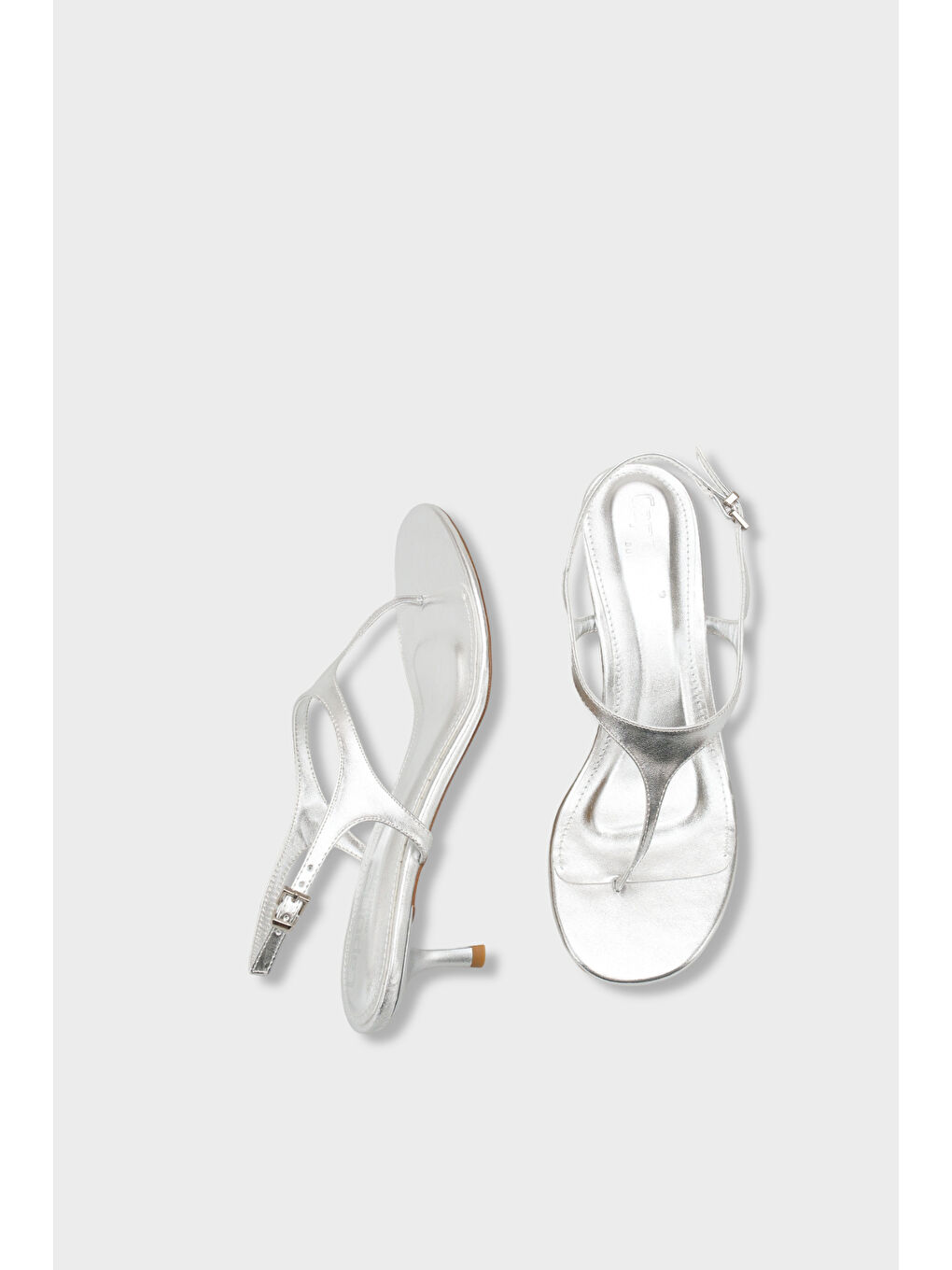 Gri Corella Yuvarlak Burunlu Parmak Arası Orta Topuklu Kadın Ayakkabı-4