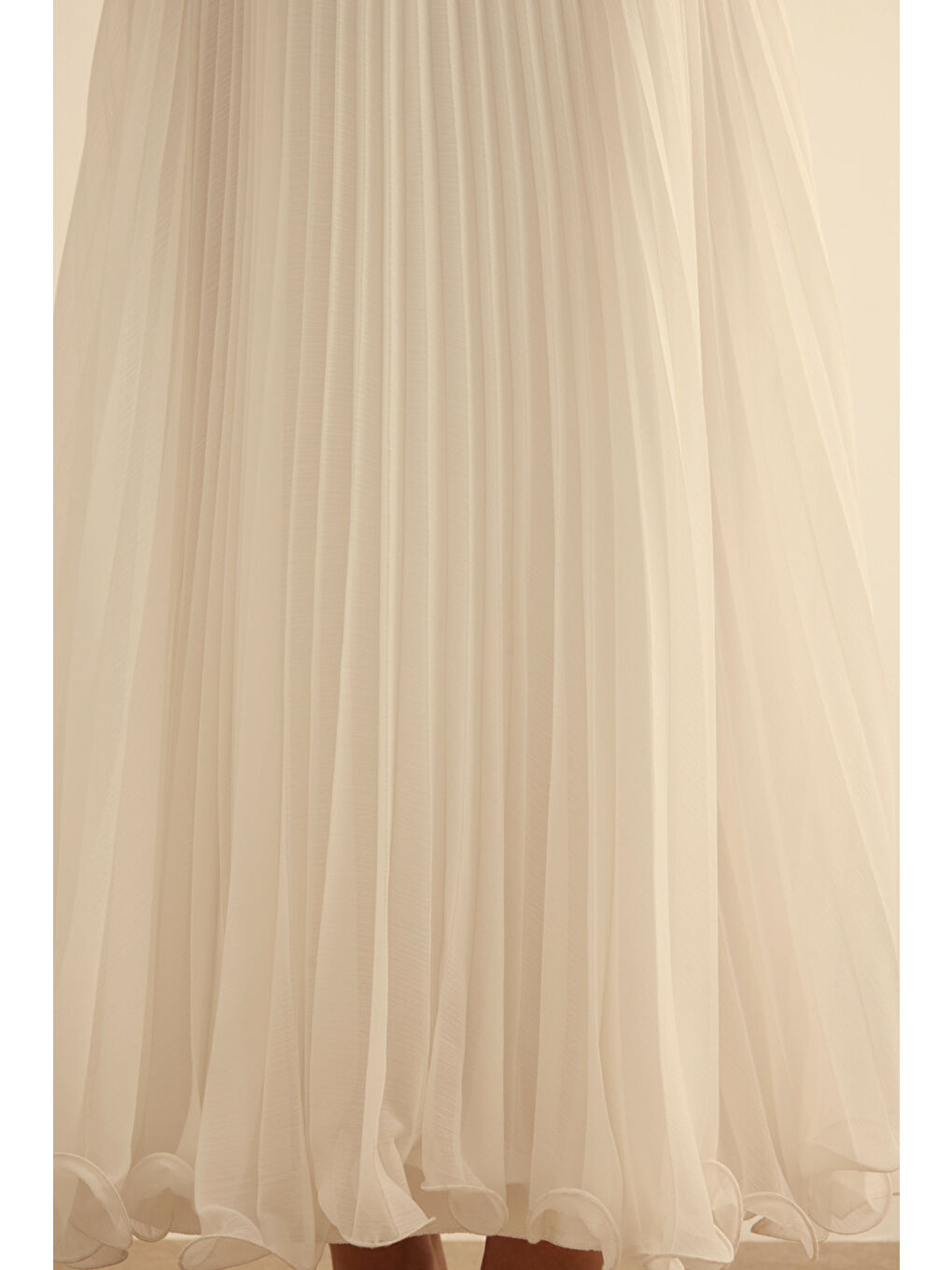 Ekru Etek Ucu Misinalı Pliseli Etek-4