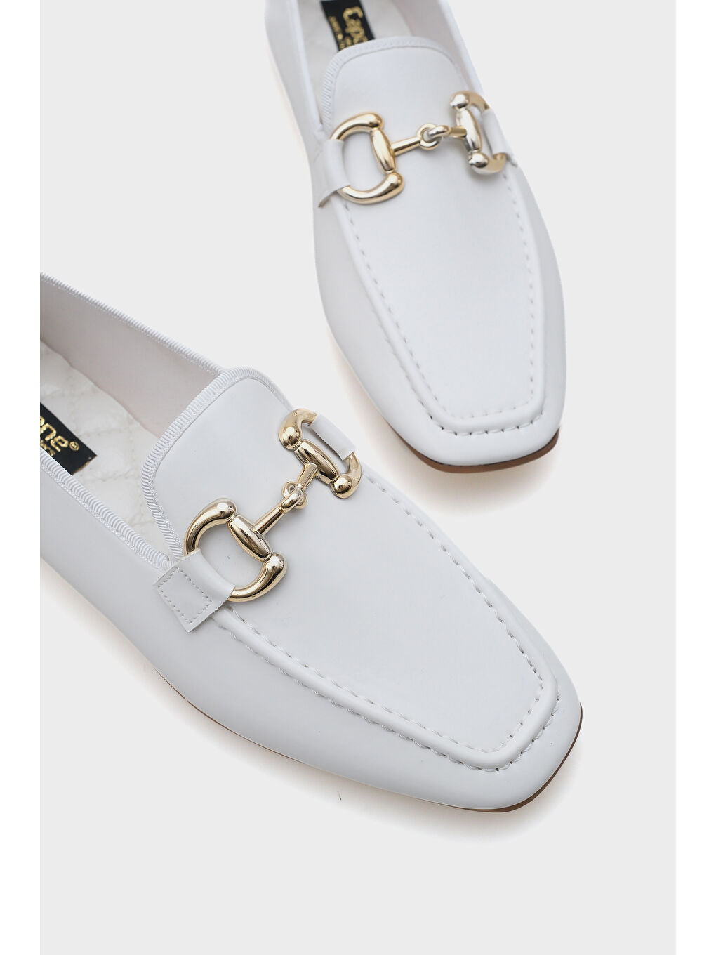 Beyaz Candi Metal Tokalı Kadın Loafer-3