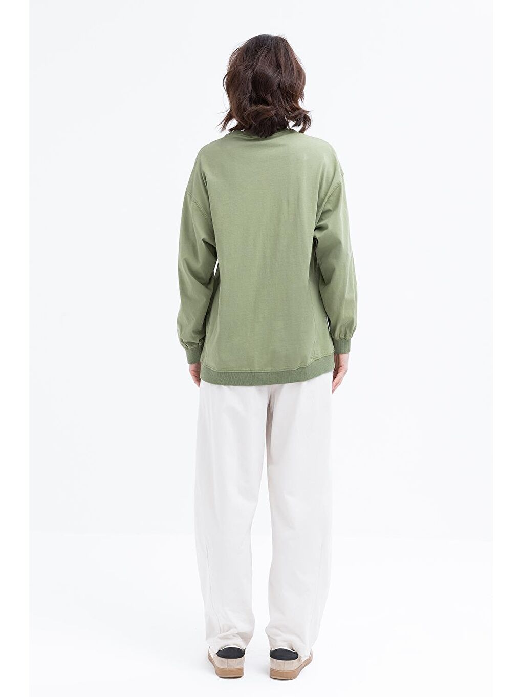 Haki-Önü Nakış Detaylı Sweat-3