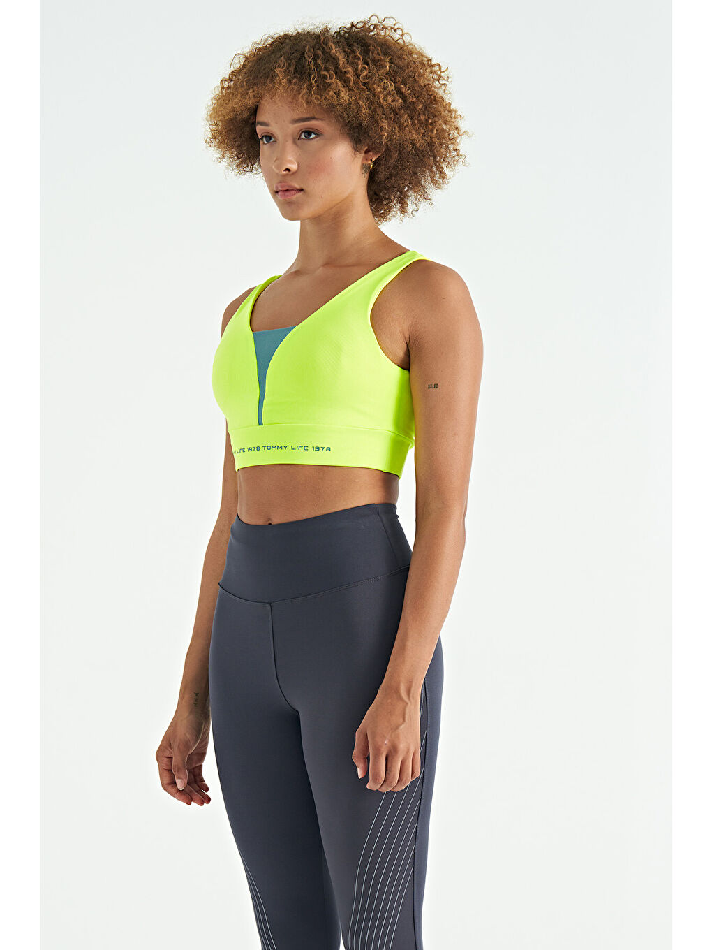 Neon Sarı Yazı Baskılı Renk Bloklu Dar Kalıp Dalgıç Kumaş Kadın Büstiyer - 97271-2