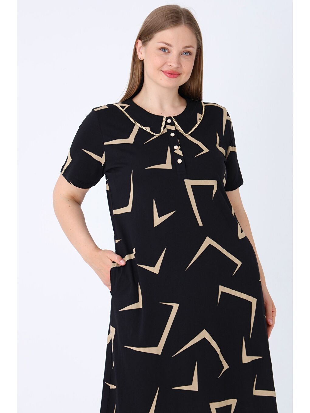 Siyah Kadın Büyük Beden Desenli Pamuklu Dantel Detaylı Düğmeli Cepli Elbise-1