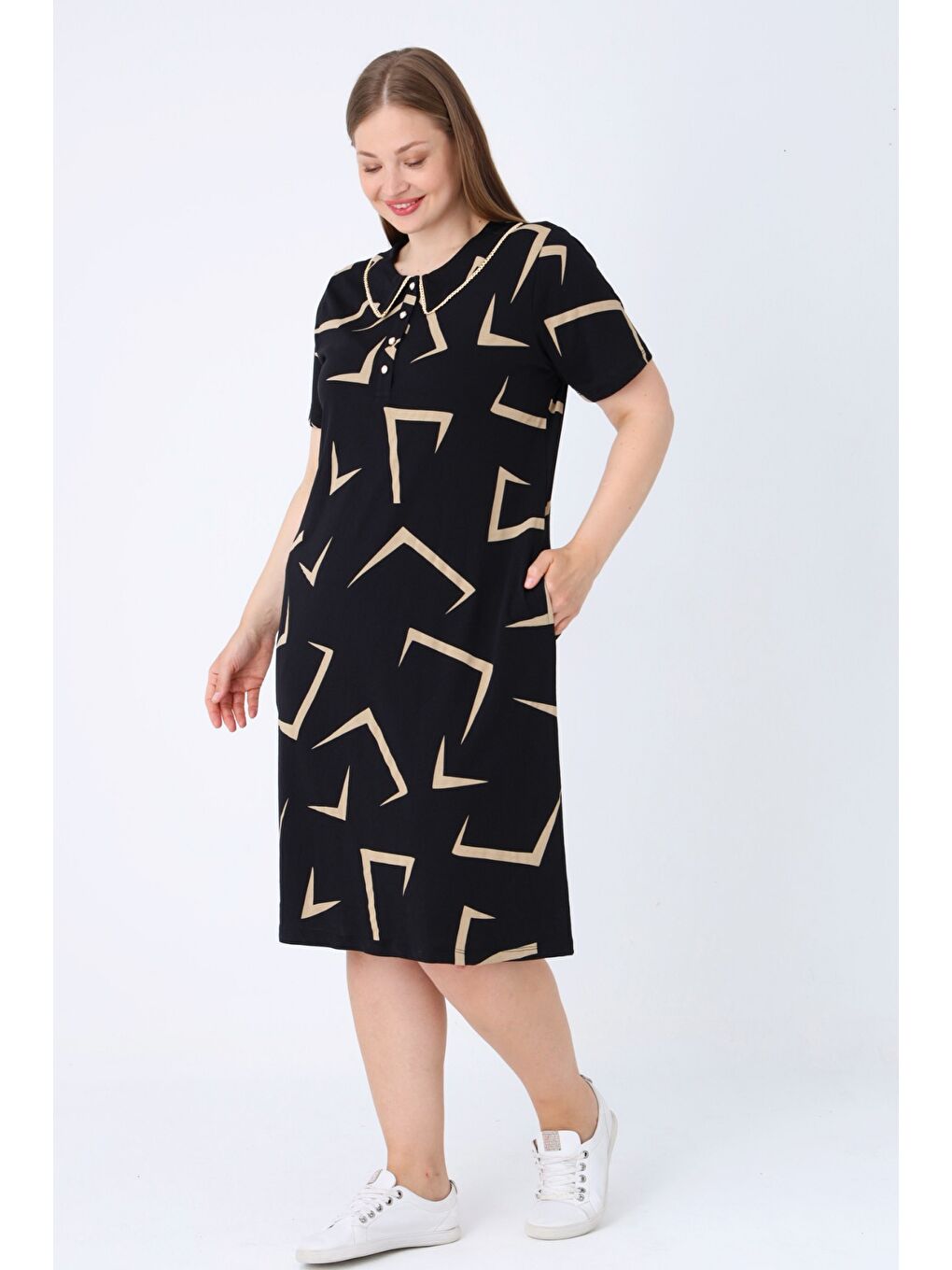 Siyah Kadın Büyük Beden Desenli Pamuklu Dantel Detaylı Düğmeli Cepli Elbise-2
