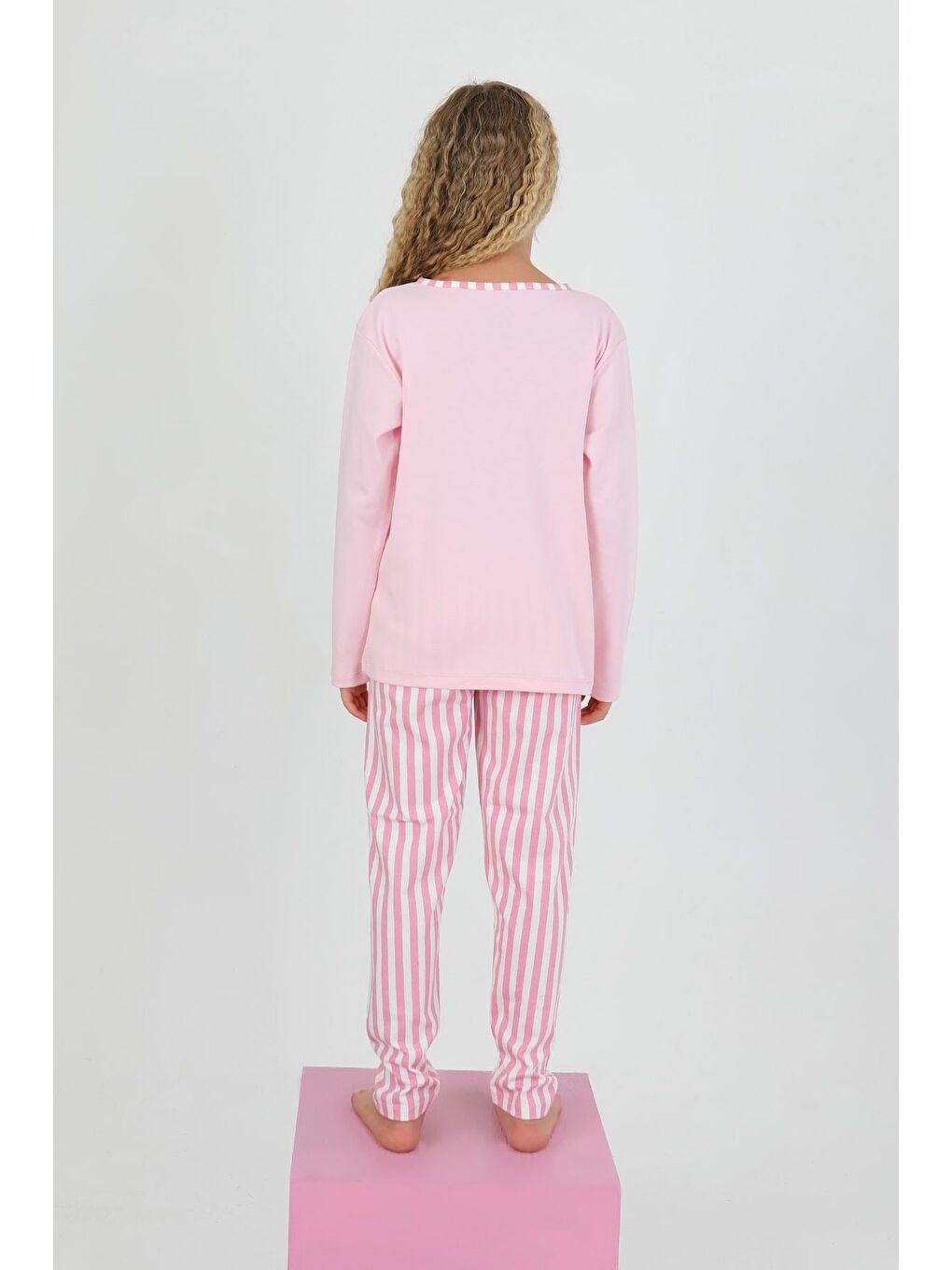 Pembe Kız Çocuk Uzun Kollu %100 Pamuklu Düğme Detaylı Pijama Takımı Alright-4