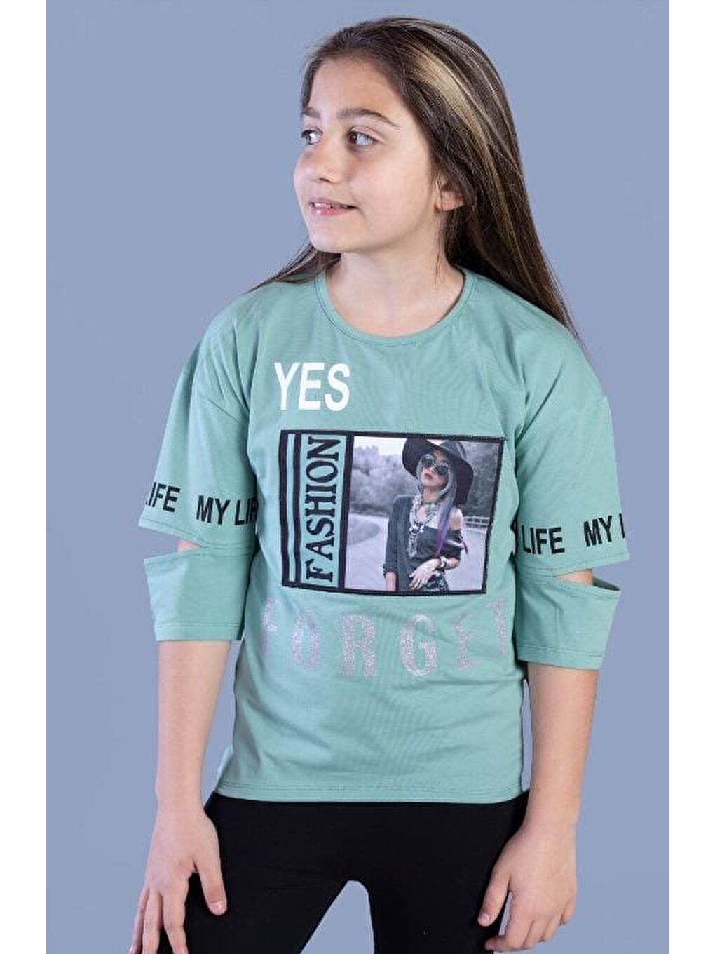 Yeşil Kız Çocuk Kolları Kesik Detaylı Baskılı Tişört