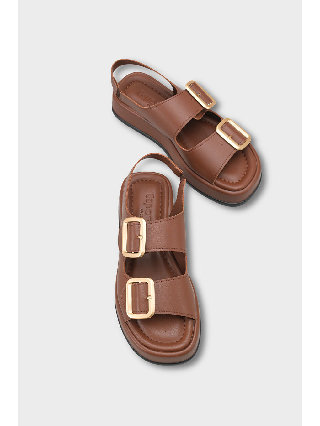 Kahverengi Denice Dolgu Topuklu Çift Bantlı Tokalı Kadın Sandalet-5