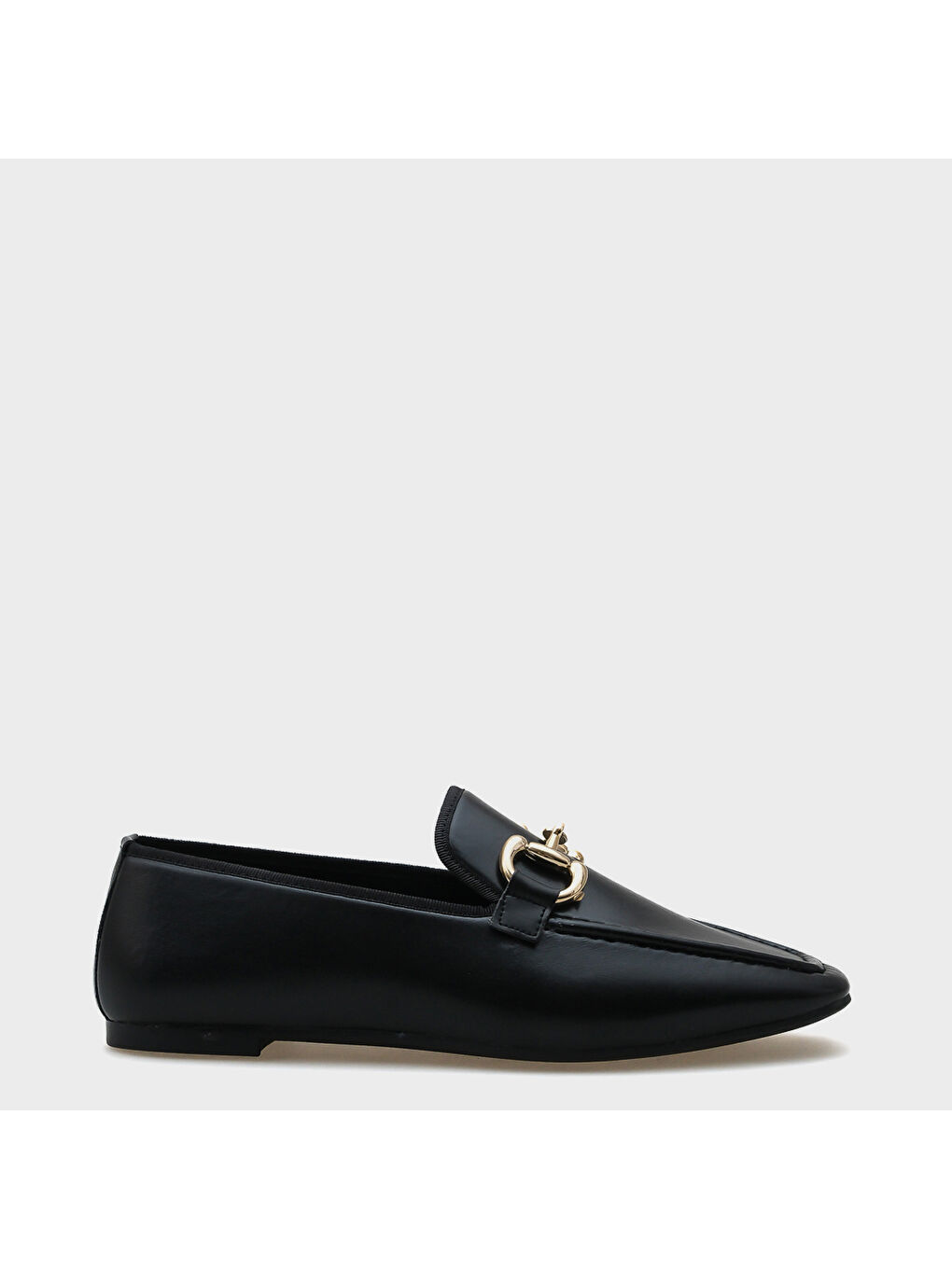 Siyah Candi Metal Tokalı Kadın Loafer
