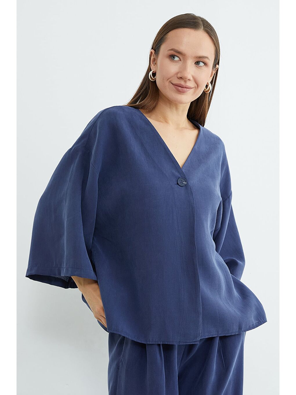 Lacivert Tek Düğmeli Lyocell Kumaş Oversize Ceket-2