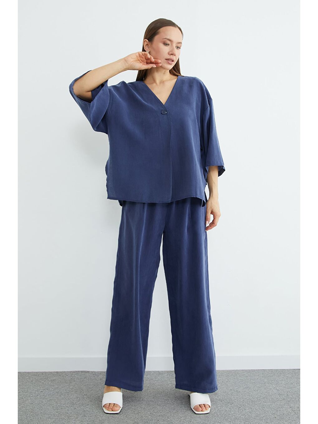 Lacivert Tek Düğmeli Lyocell Kumaş Oversize Ceket-3