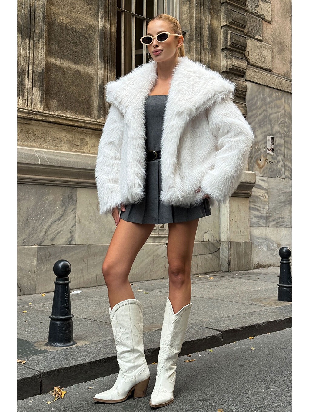 Beyaz Suni Kürk Premium Pelüş Ceket Ekru-4