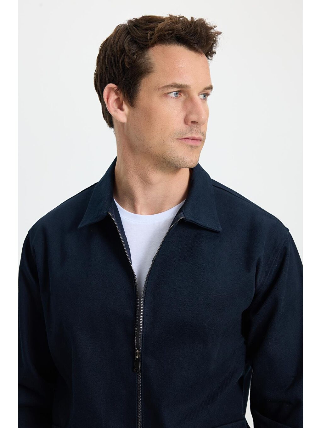 Erkek Relax Fit Rahat Kesim Çift Cep Kapaklı Fermuarlı Beli Lastikli Düz Lacivert Ceket-1