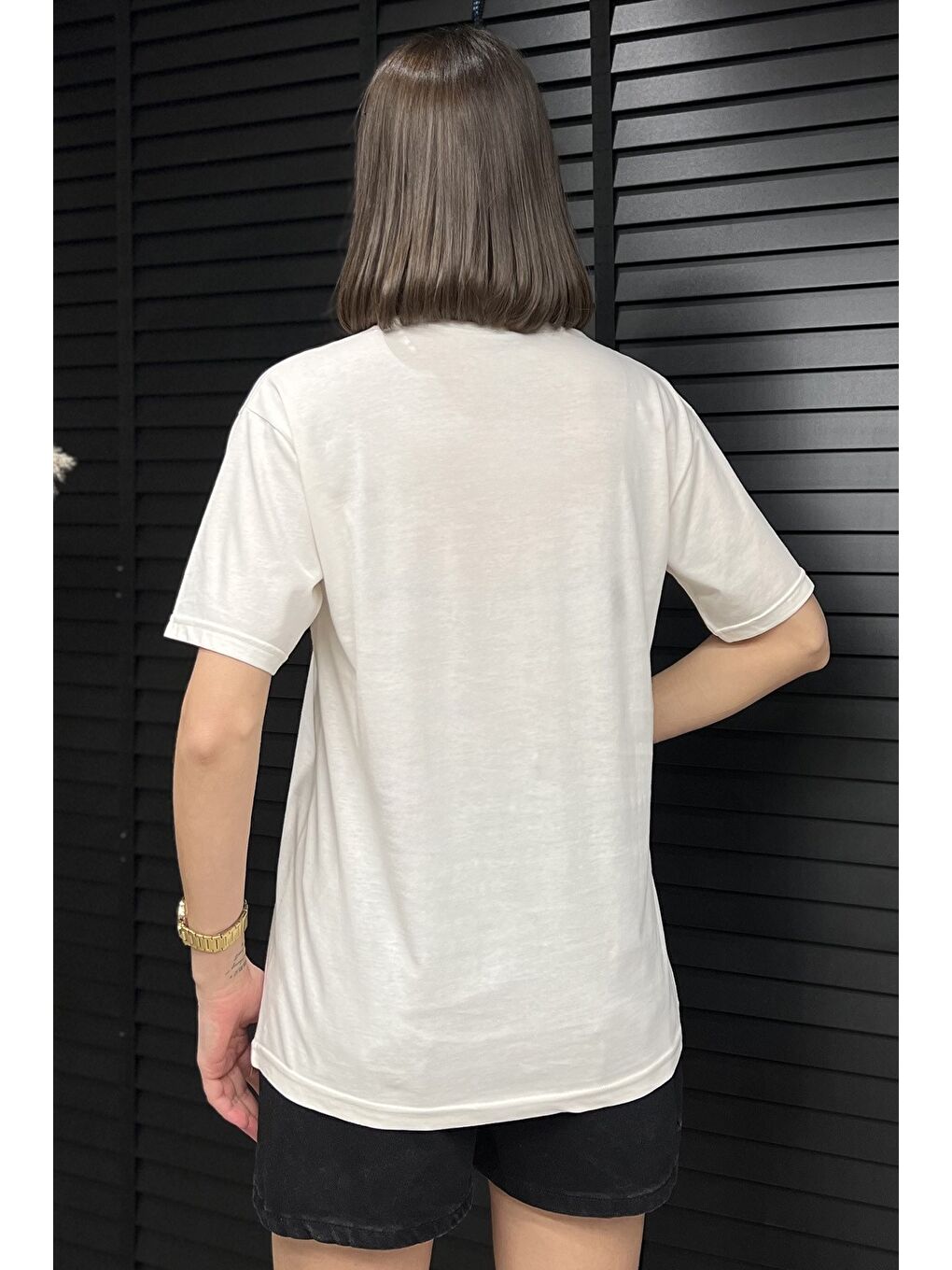 Bej Baskılı Taşlı Kadın Tişört-2