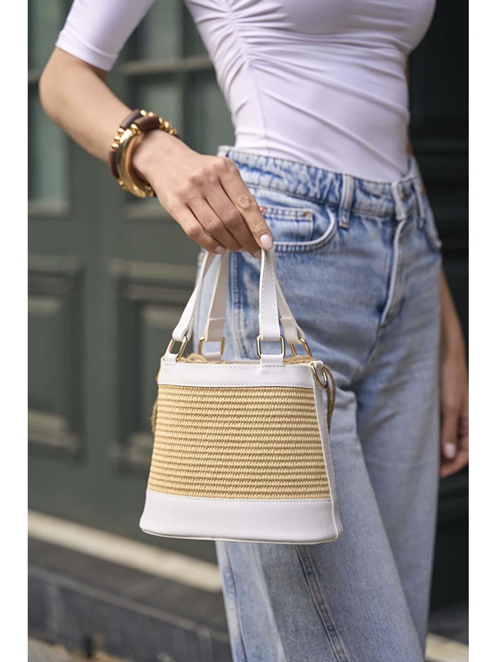 Bohem Tarzı  Kova El Ve Omuz  Çantası Beyaz Hasır-1