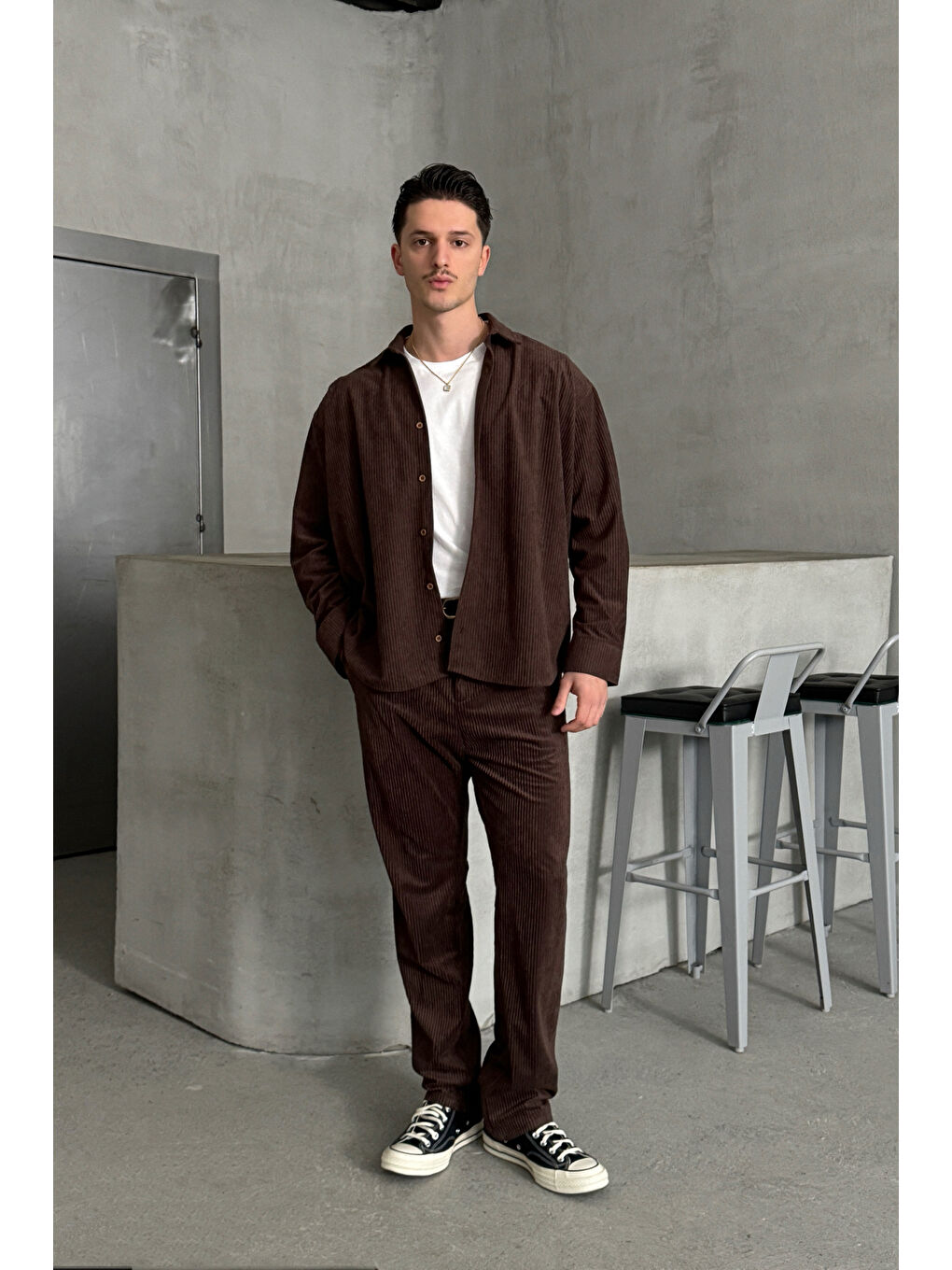 Kahverengi Erkek Oversize Kesim Kadife Gömlek-4