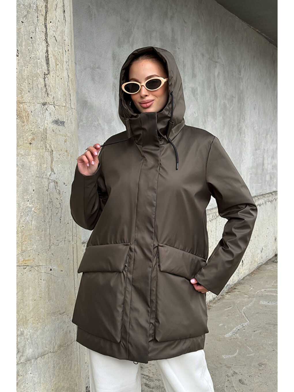 Kahverengi Geniş Cepli Kapüşonlu Uzun Mont Kahve-4