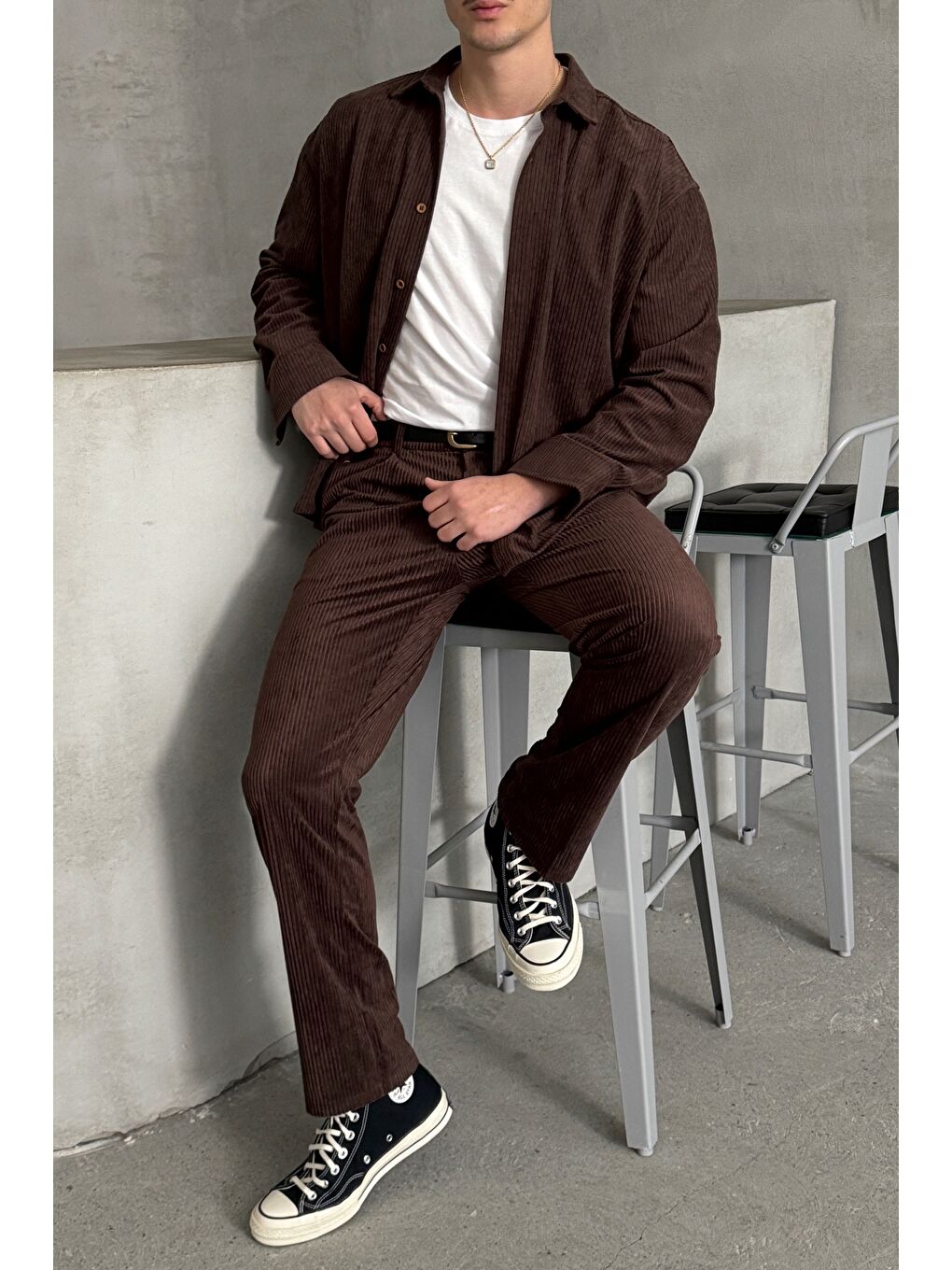 Kahverengi Erkek Oversize Kesim Kadife Gömlek-5