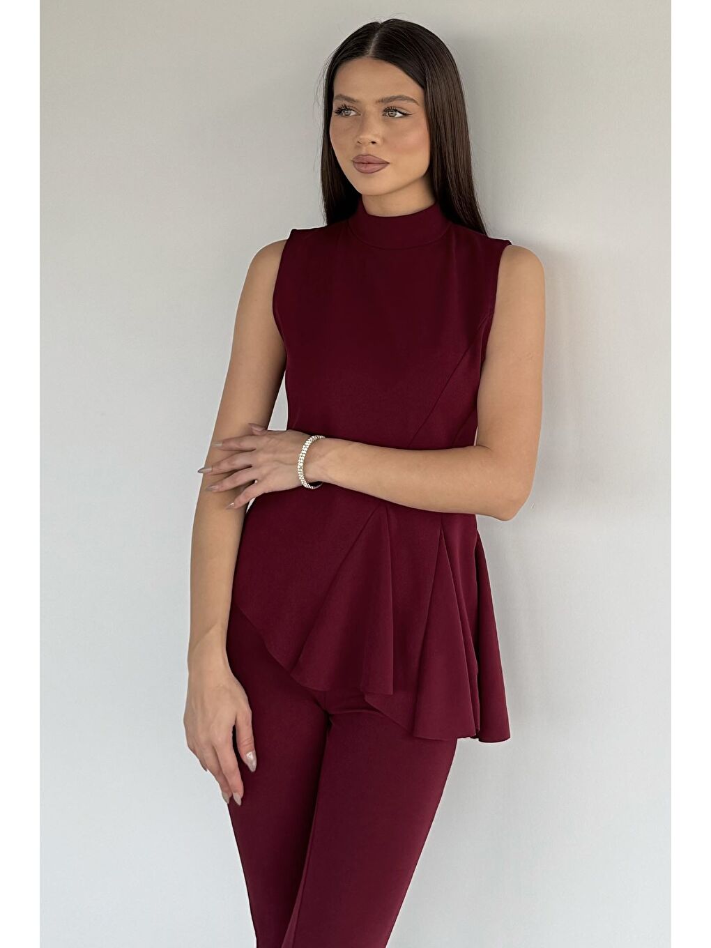 Bordo Kadın Dik Yaka Bluz Bel Lastikli Paça Büzgülü Pantolon İkili Takım-2