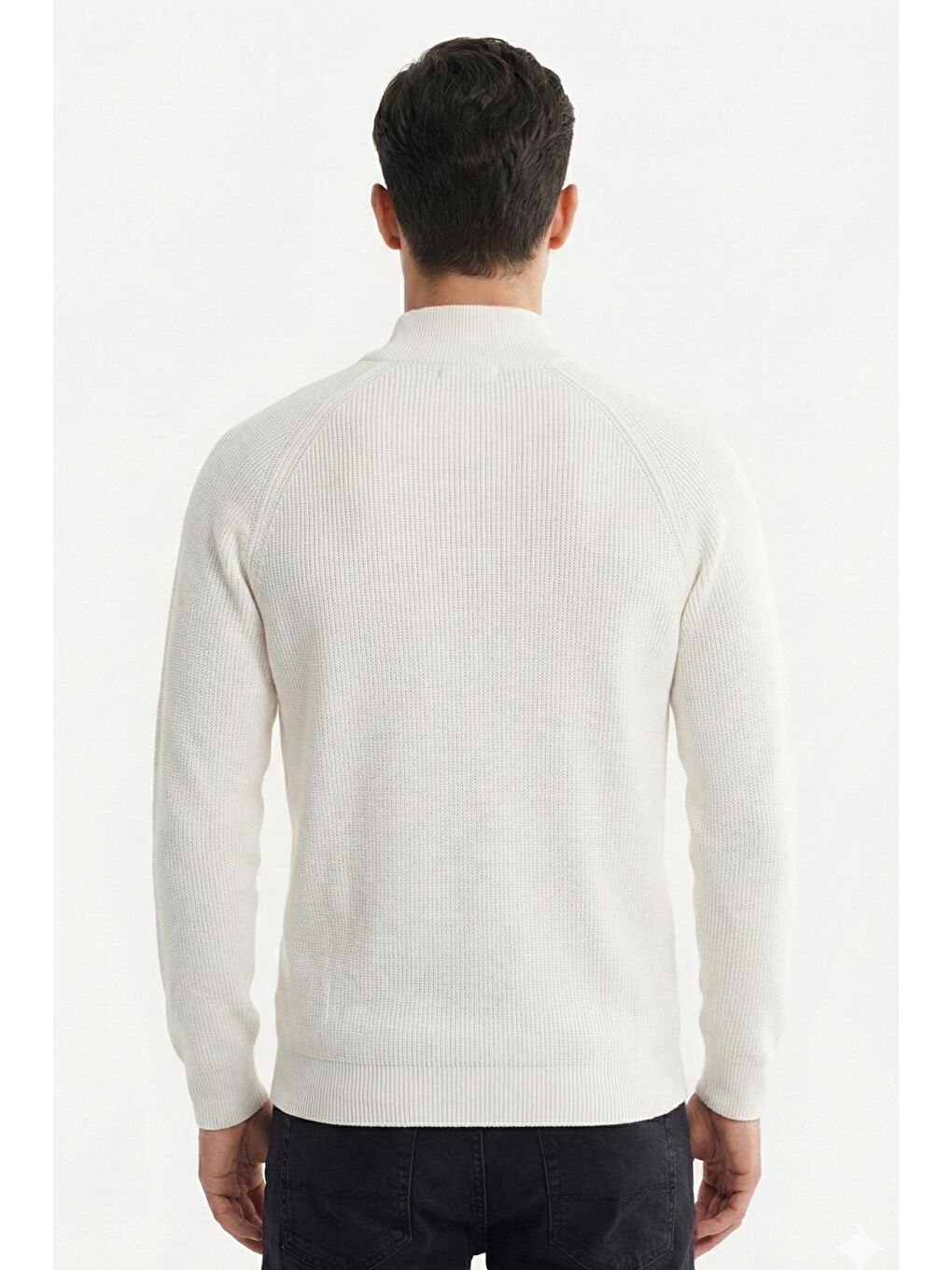 Beyaz Ekru Slim Fit Dokulu Fermuarlı Yarım Balıkçı Yaka Erkek Triko Kazak-1