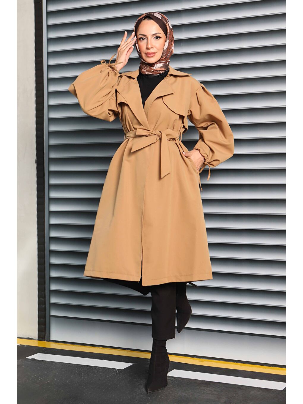Bej Kuşaklı Kol Ucu Bağcık Detaylı Miranda Trenç Vizon - 27604-2