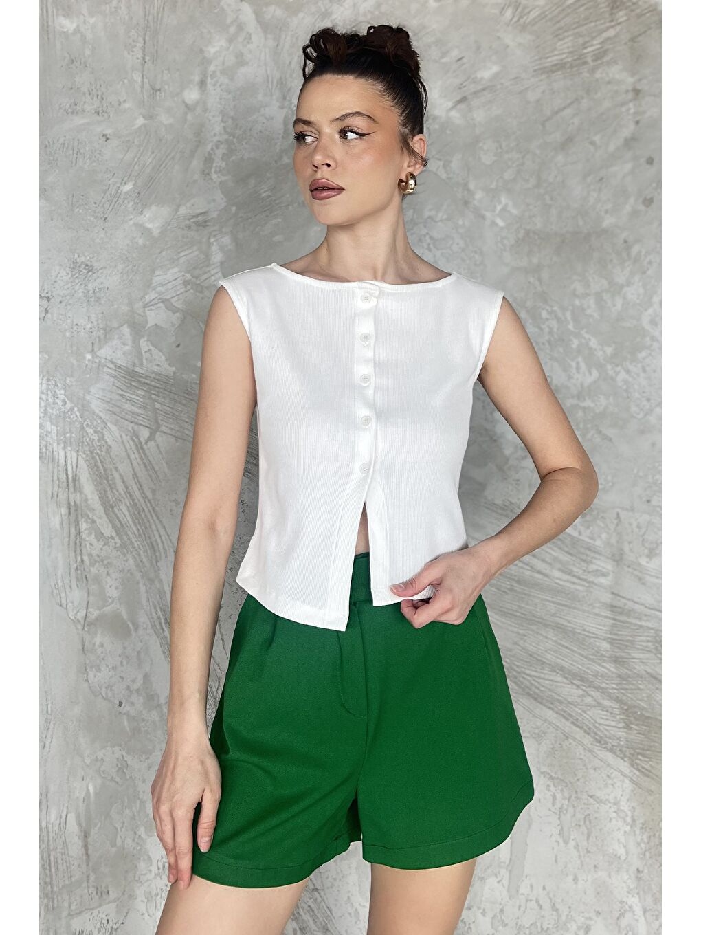 Beyaz Kadın Kendinden Çizgi Desenli Yelek-1