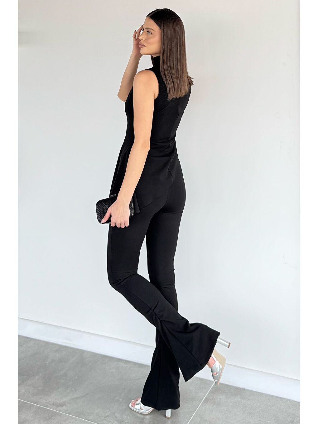 Siyah Kadın Dik Yaka Bluz Bel Lastikli Paça Büzgülü Pantolon İkili Takım-3