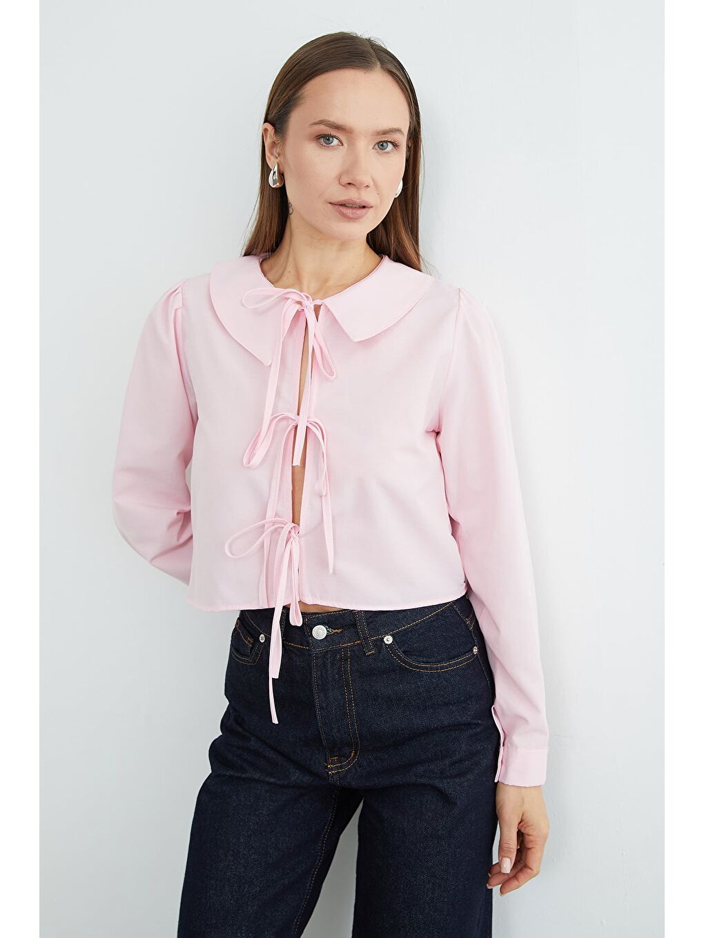 Pembe Önden Bağlamalı Bebe Yaka Crop Bluz-1