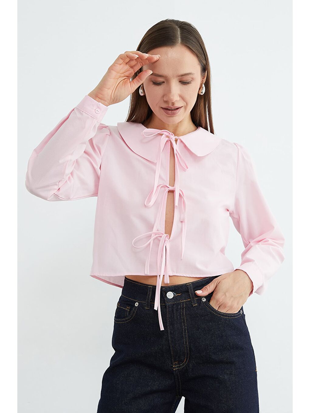 Pembe Önden Bağlamalı Bebe Yaka Crop Bluz-4