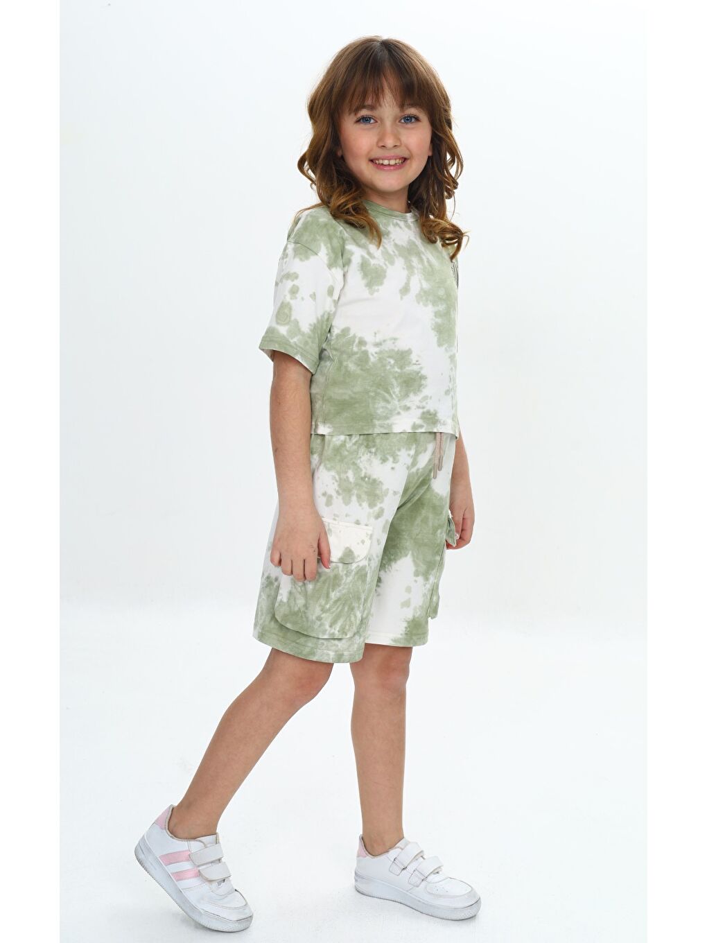 Yeşil Kız Çocuk Batikli Tavşan Baskılı Şortlu Takım-1
