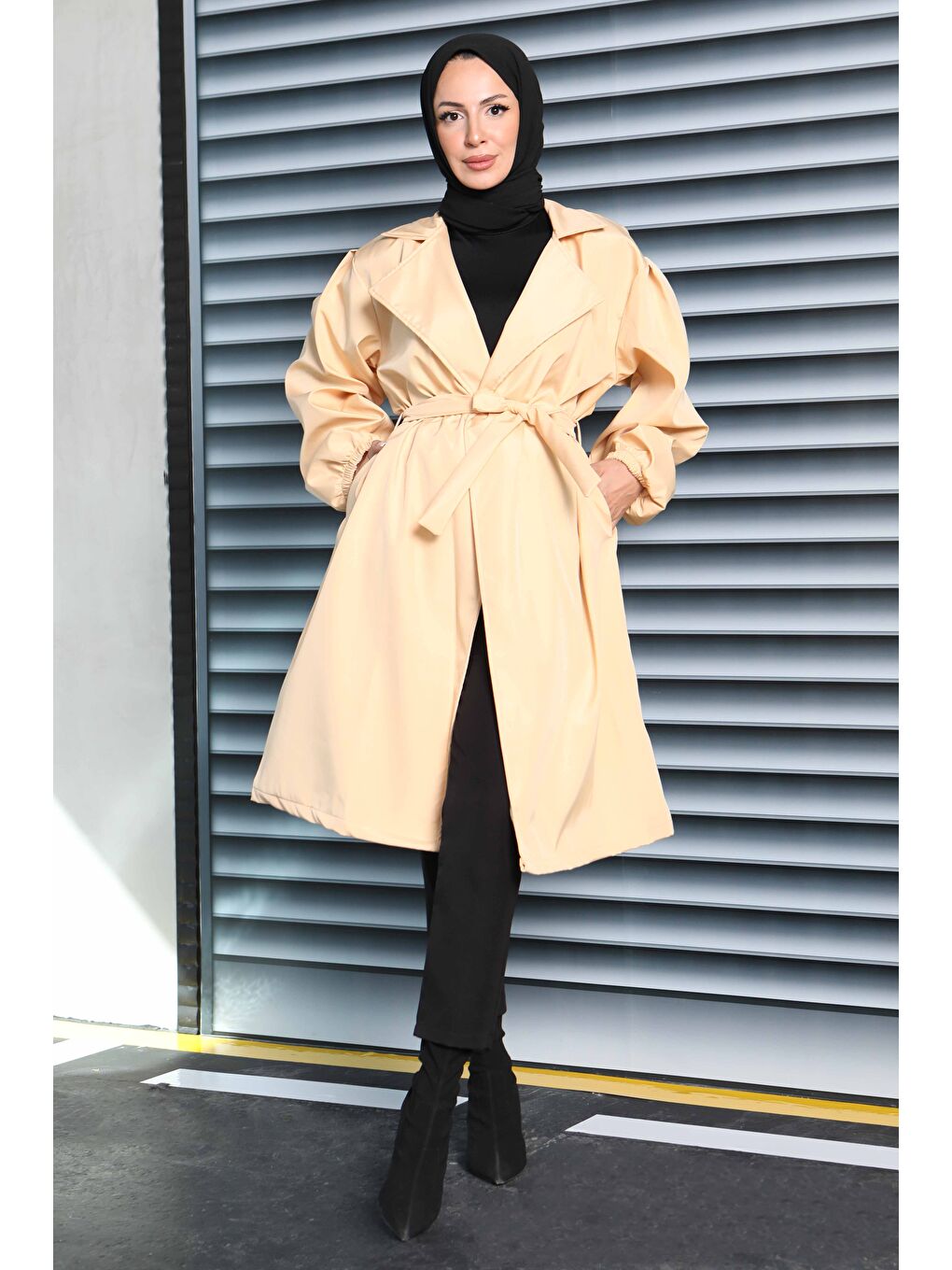 Kuşaklı Kolu Lastikli Miranda Trençkot Bej - 27603-3