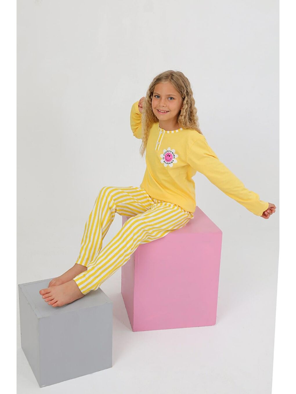 Sarı Kız Çocuk Uzun Kollu %100 Pamuklu Düğme Detaylı Pijama Takımı Alright-2
