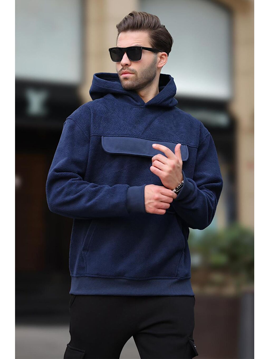 Madmext Lacivert Kapüşonlu Kapaklı Cep Detaylı Polar Erkek Sweatshirt 7097