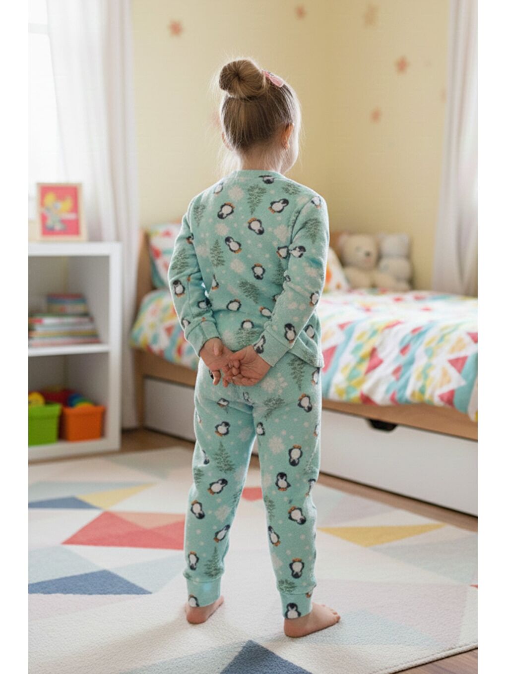Yeşil Penguen Desenli Polar Unisex Çocuk Pijama Takımı-1