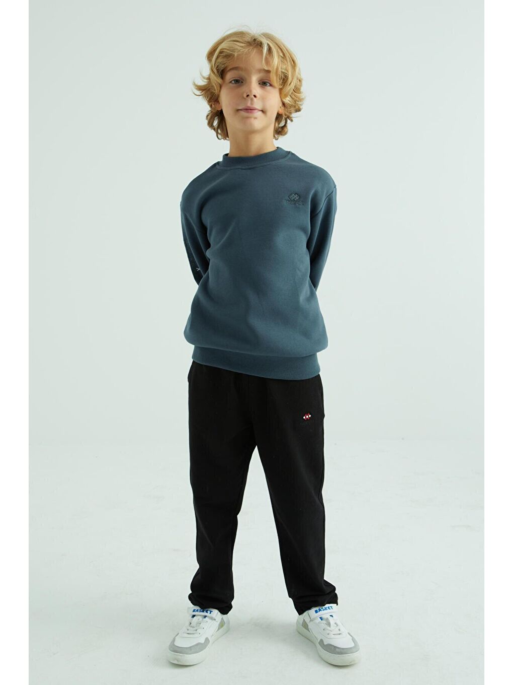 Orman Yeşili Basic Bisiklet Yaka Standart Kalıp Erkek Çocuk Sweatshirt  - 10990-1