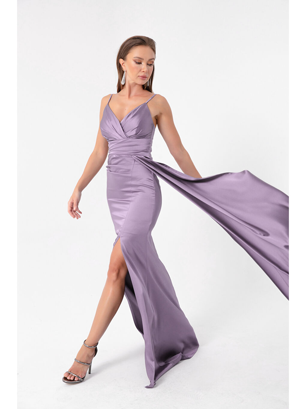 Kadın Lila Askılı Uzun Saten Abiye Elbise & Mezuniyet Elbisesi-1