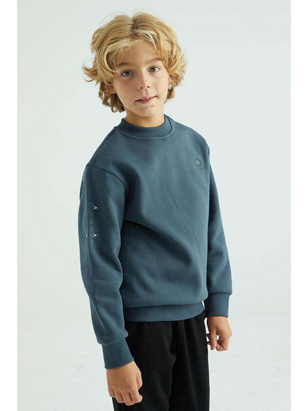 Orman Yeşili Basic Bisiklet Yaka Standart Kalıp Erkek Çocuk Sweatshirt  - 10990-2