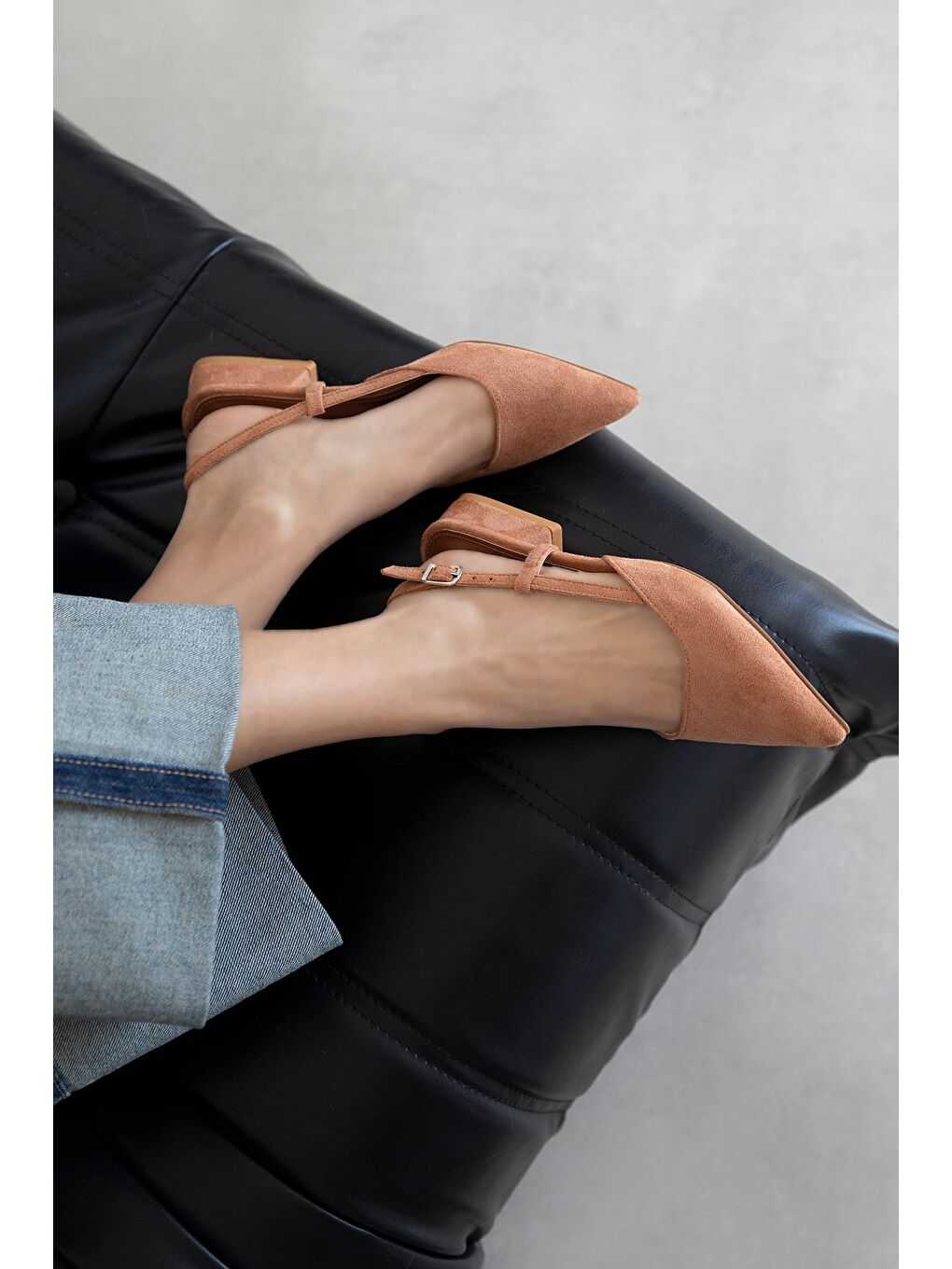 Kahverengi Chrest Kadın Topuklu Süet Ayakkabı Taba-1